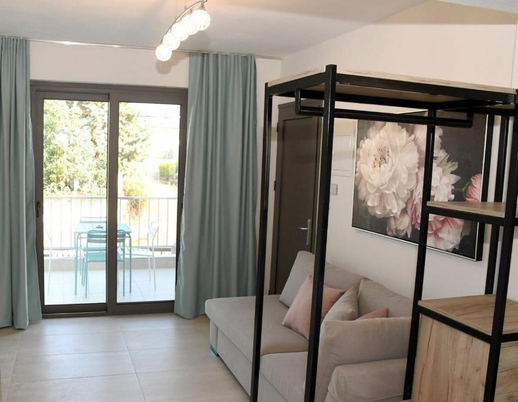 Theano Luxury Suites Nikiti Kültér fotó