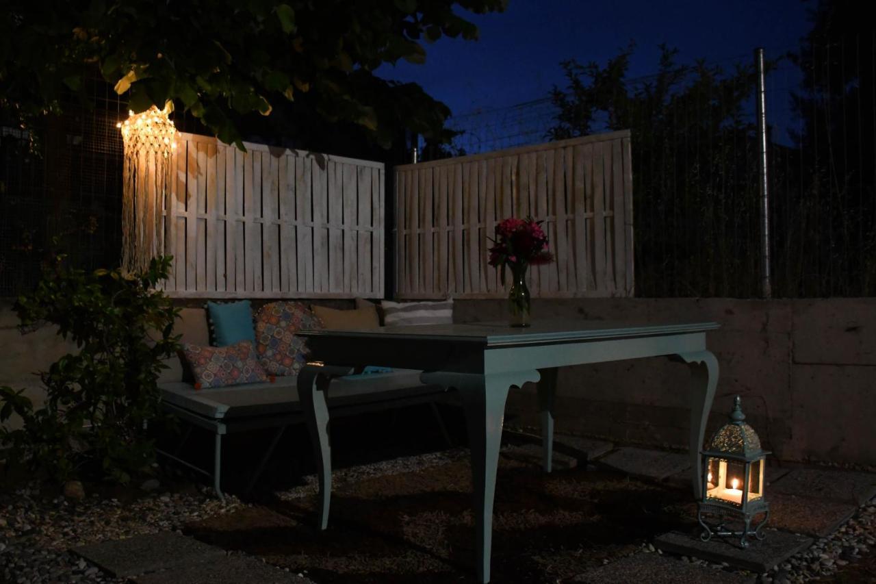 Theano Luxury Suites Nikiti Kültér fotó