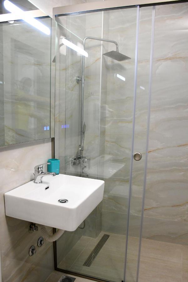 Theano Luxury Suites Nikiti Kültér fotó
